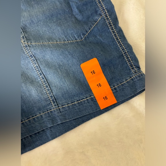 Supplies by Unionbay Women’s Shorts 16 NWT - Picture 9 of 10